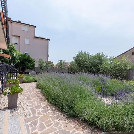 Apartment Masha Novigrad  ภายนอก รูปภาพ