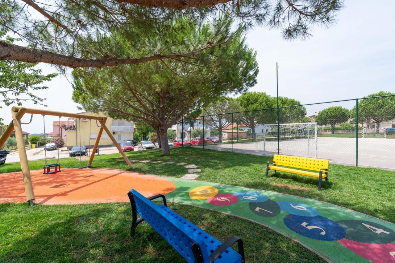 Apartment Masha Novigrad  ภายนอก รูปภาพ