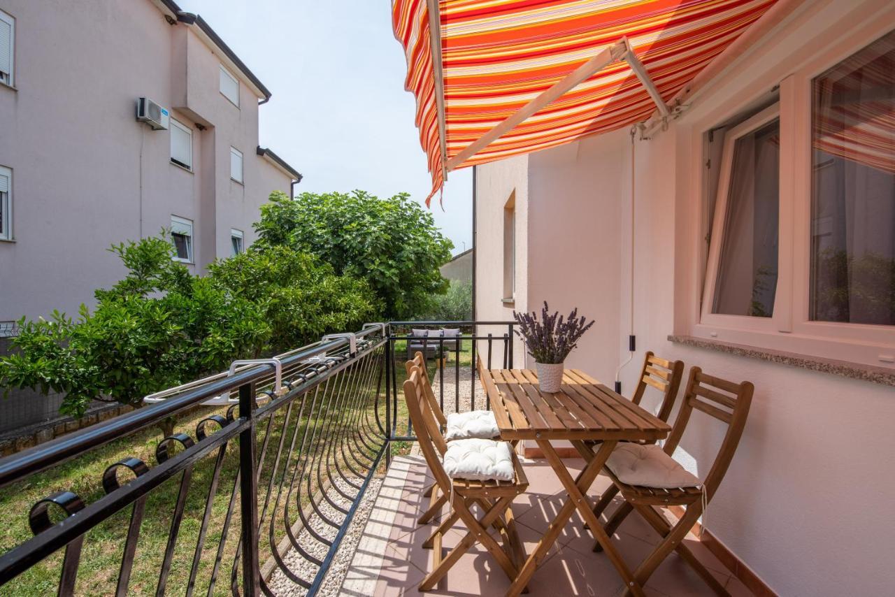 Apartment Masha Novigrad  ภายนอก รูปภาพ
